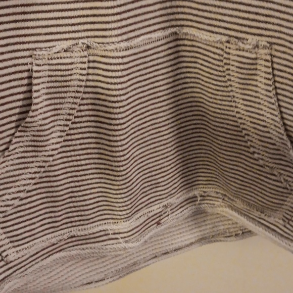 WSU Pullover Sweatshirt - Picture 8 of 8